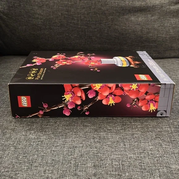 LEGO Plum Blossom Botanical Collection - Picture 9 of 13